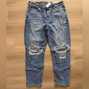 American Eagle Outfitters High-Rise Distressed Blue Jeans-USED NO TAGS